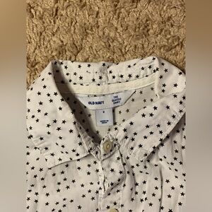 Old navy the classic shirt stars print 100% cotton Size s
